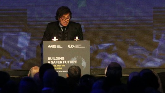 Milei volvió a apuntar contra Irán por el atentado a la AMIA: "Nosotros elegimos alzar la voz"