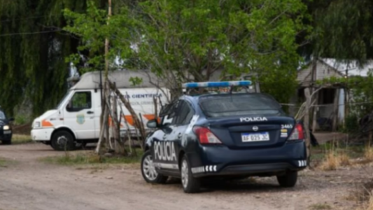 Llevaba varios días sin salir de su vivienda: lo hallaron muerto y sus perros estaban comiendo el cuerpo