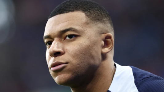 Mbappé compró un club francés