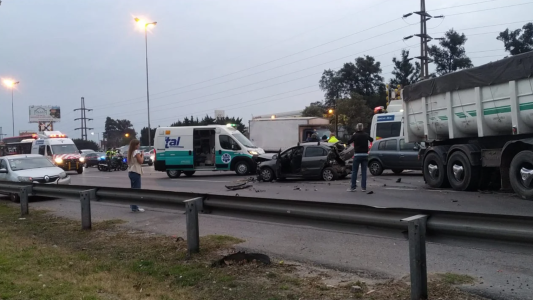 Accidente múltiple en Panamericana: chocaron nueve autos y hay un herido
