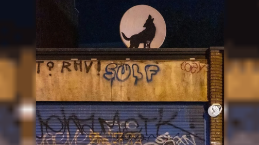 Apareció una nueva obra de Bansky: se la robaron un par de horas más tarde