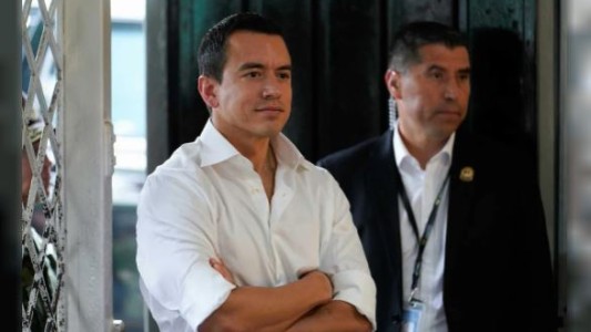 Noboa declaró el toque de queda en 20 localidades de Ecuador