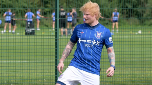 "Es el sueño de cualquier hincha": Ed Sheeran compró una parte de un club de la Premer League