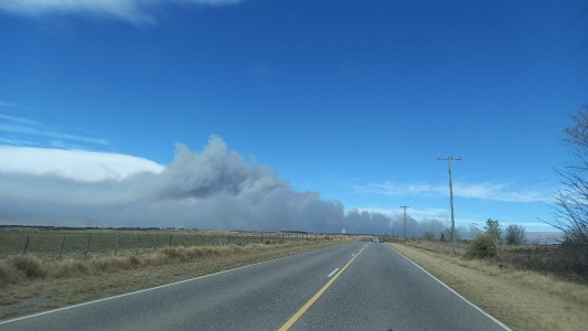 Continúa el combate del fuego en distintos sectores de la provincia