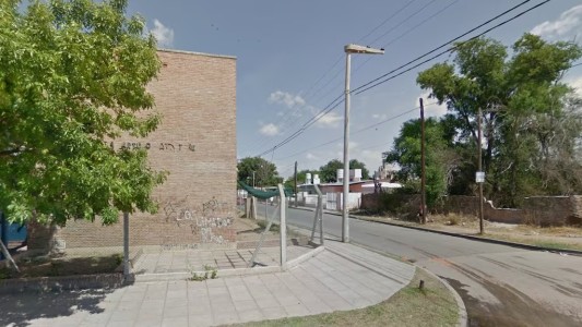Barrio Acosta: dos niños apuñalaron a un compañero a la salida de la escuela