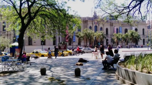Tiempo en Córdoba: lunes caluroso y con viento leve en la ciudad