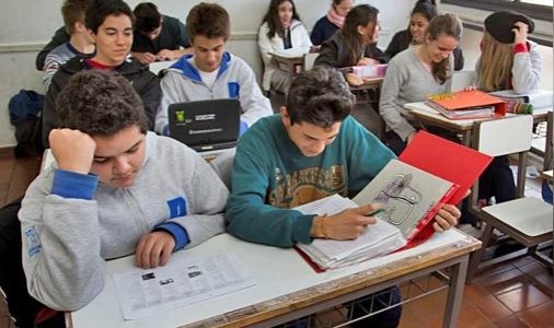 Educación: nuevo indicador en trayectorias de aprendizaje refleja preocupantes resultados