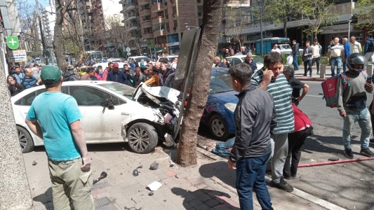 Imputaron al conductor del Toyota blanco que provocó el accidente en el centro de Córdoba