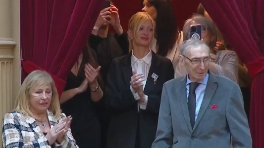 Yuyito González acompañó a los padres de Javier Milei durante la presentación del Presupuesto 2025