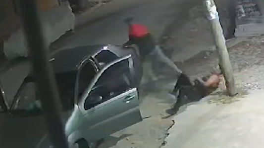 Lo mataron para robarle el auto en Lomas de Zamora: "La Policía ni viene acá", denunciaron los vecinos