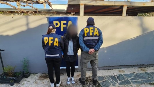 Detuvieron a una pareja acusada de enviar amenazas al sitio web de la AMIA