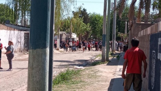 Córdoba: tiraron piedras en la casa de una joven acusada de hacerle bullying a su compañera con discapacidad