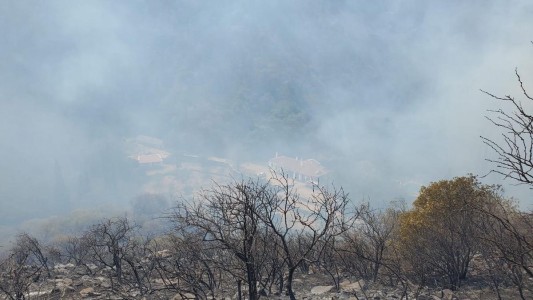 Llegan las lluvias: ¿Qué puede pasar con las cenizas de los incendios?