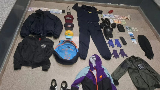 Se disfrazó de policía y robó una peluquería: quedó detenido