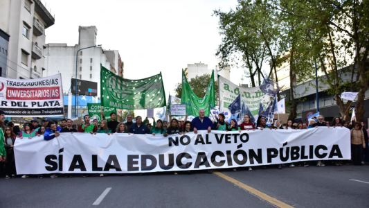 Docentes universitarios rechazaron suba del 6,8%, y el Gobierno la impondrá por decreto