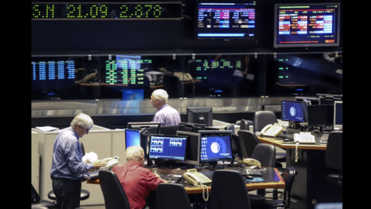 Suben los bonos y el Riesgo País baja a su menor nivel en cuatro años