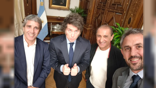 Ramón Díaz de visita en la Casa Rosada tras la expropiación de su campo en La Rioja