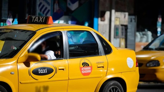 Detuvieron a un taxista por acosar sexualmente a una menor de 16 años en Córdoba