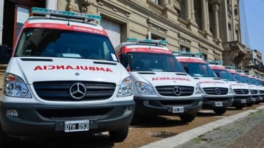 Los encontraron teniendo relaciones en una ambulancia: se les inició un sumario