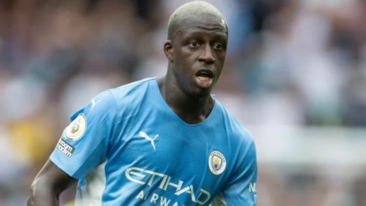 El francés Mendy le reclamó una deuda de 13 millones de euros al Manchester City