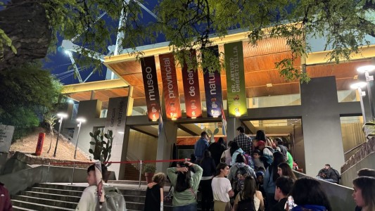 Arte bajo las estrellas: Con gran asistencia de público, se realizó una nueva “Noche de los Museos”