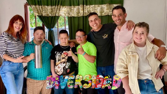 Turquito Nadir y su banda de cuarteto inclusivo