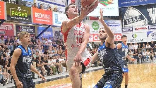 El duelo cordobés fue albirrojo: Instituto venció 87-70 a Independiente de Oliva