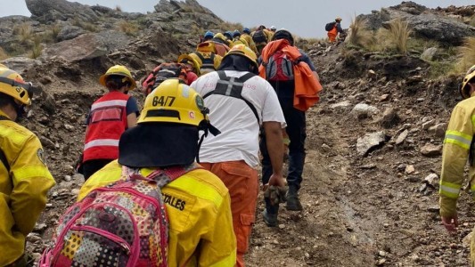 Nuevo operativo en el Cerro Champaquí: bomberos rescataron alumnos intoxicados de un colegio de Buenos Aires