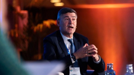 Passerini dijo que no subirá el boleto y negó un "aumento irracional" de cargos