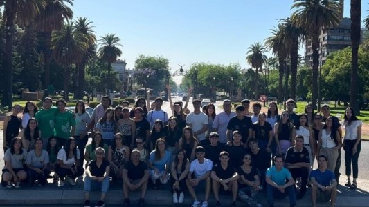 Alumnos cordobeses fueron premiados en el certamen Emprende U 2024