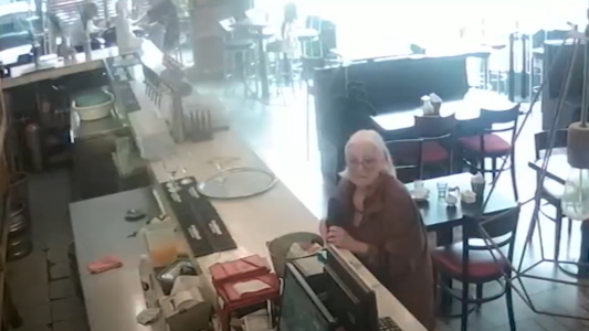 A los 79 años irá a juicio por sedar a sus víctimas para robarles