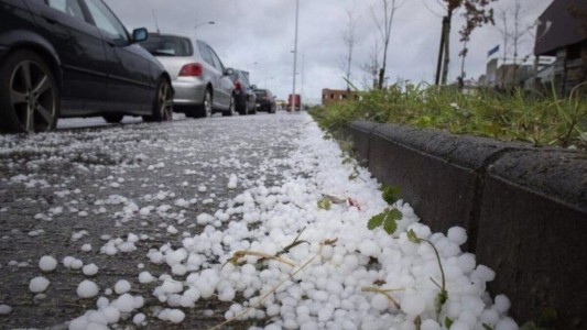 Alerta por tormentas fuertes: el granizo afectó a tres localidades en el sur de Córdoba