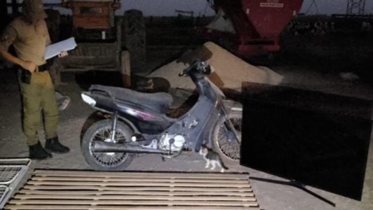 Un hombre robó camas y colchones de una casa: su insólita excusa al ser detenido