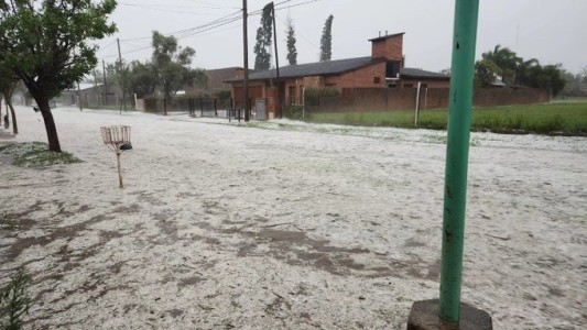 Cae granizo en el sur de Córdoba y sigue la alerta meteorológica para la provincia
