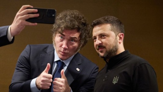 Milei mantuvo un diálogo con Zelensky sobre "áreas clave" de cooperación entre Ucrania y Argentina
