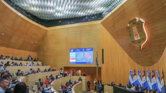 La Legislatura de Córdoba sancionó "Ficha Limpia" para candidatos y funcionarios