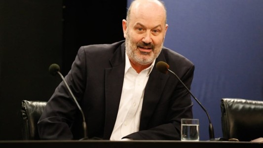 Sturzenegger confirmó que cerca de 36.000 empleados públicos perdieron su trabajo desde que asumió Milei