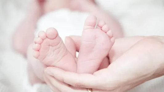 ¿Cuándo y dónde nació el primer bebé argentino de 2025?