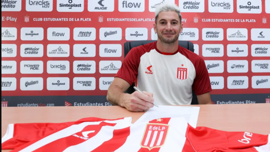 "Bienvenido, Pipa": Estudiantes presentó a Alario