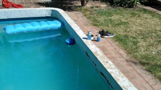 Encontraron a un hombre muerto en la pileta de su casa en barrio Urca