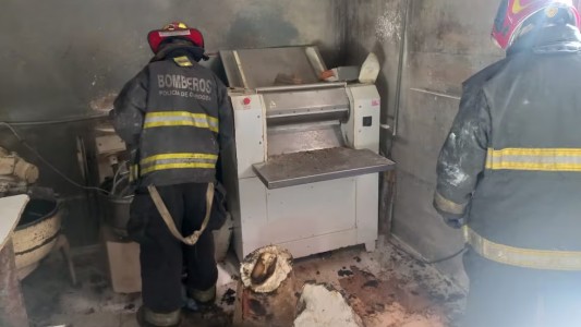 Fuerte explosión en una panadería de Córdoba: el dueño tiene el 80% del cuerpo quemado