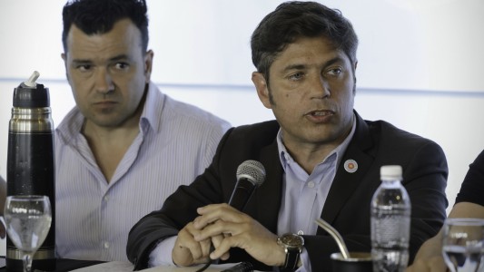 Axel Kicillof lamentó "la caída del turismo" y la atribuyó al "plan económico" de Javier Milei
