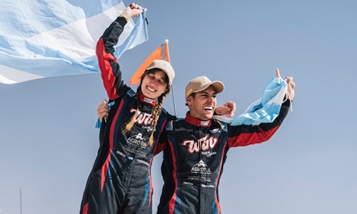 Los cordobeses Nicolás Cavigliasso y Valentina Pertegarini ganaron el Dakar 2025