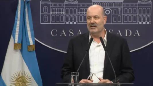 Federico Sturzenegger: "El macrismo casi que me usó de chivo expiatorio"