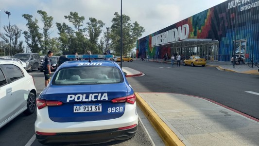 Un chofer desvió el recorrido del colectivo para llevar a una mujer en trabajo de parto al hospital