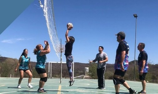 Cachibol: el deporte que gana adeptos en Córdoba