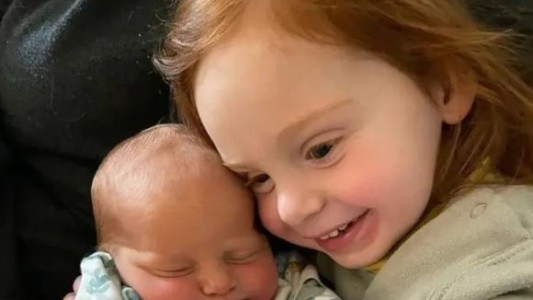 El Gobierno argentino condenó a Hamás por haber matado a los niños Bibas y decretó duelo nacional