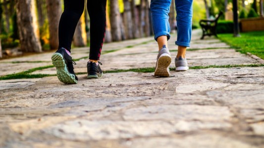 Caminar es salud: el hábito que suma bienestar