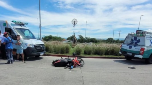 Accidente en Poeta Lugones: una motociclista resultó herida