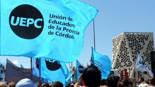 Docentes esperan nueva propuesta del gobierno para mejorar la oferta salarial